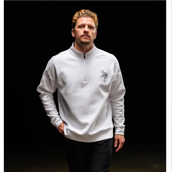 NWT UNRL x Vikings Outbound Quarter Zip - Picture 2 of 13